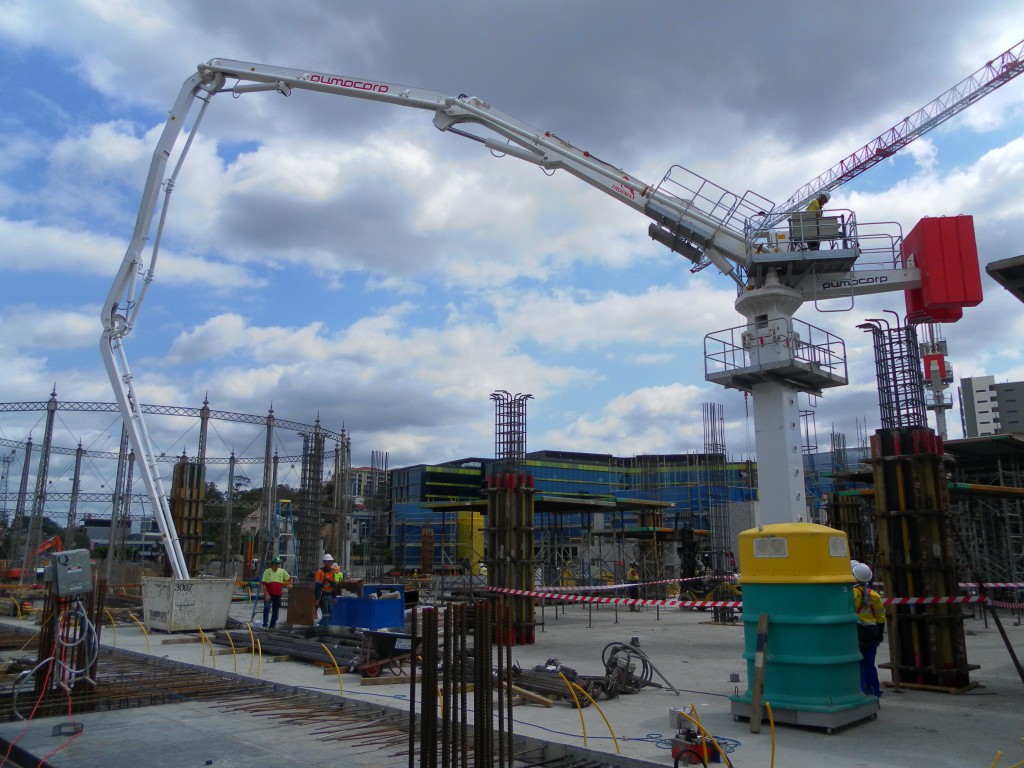 電梯井布料機 電梯井布料機