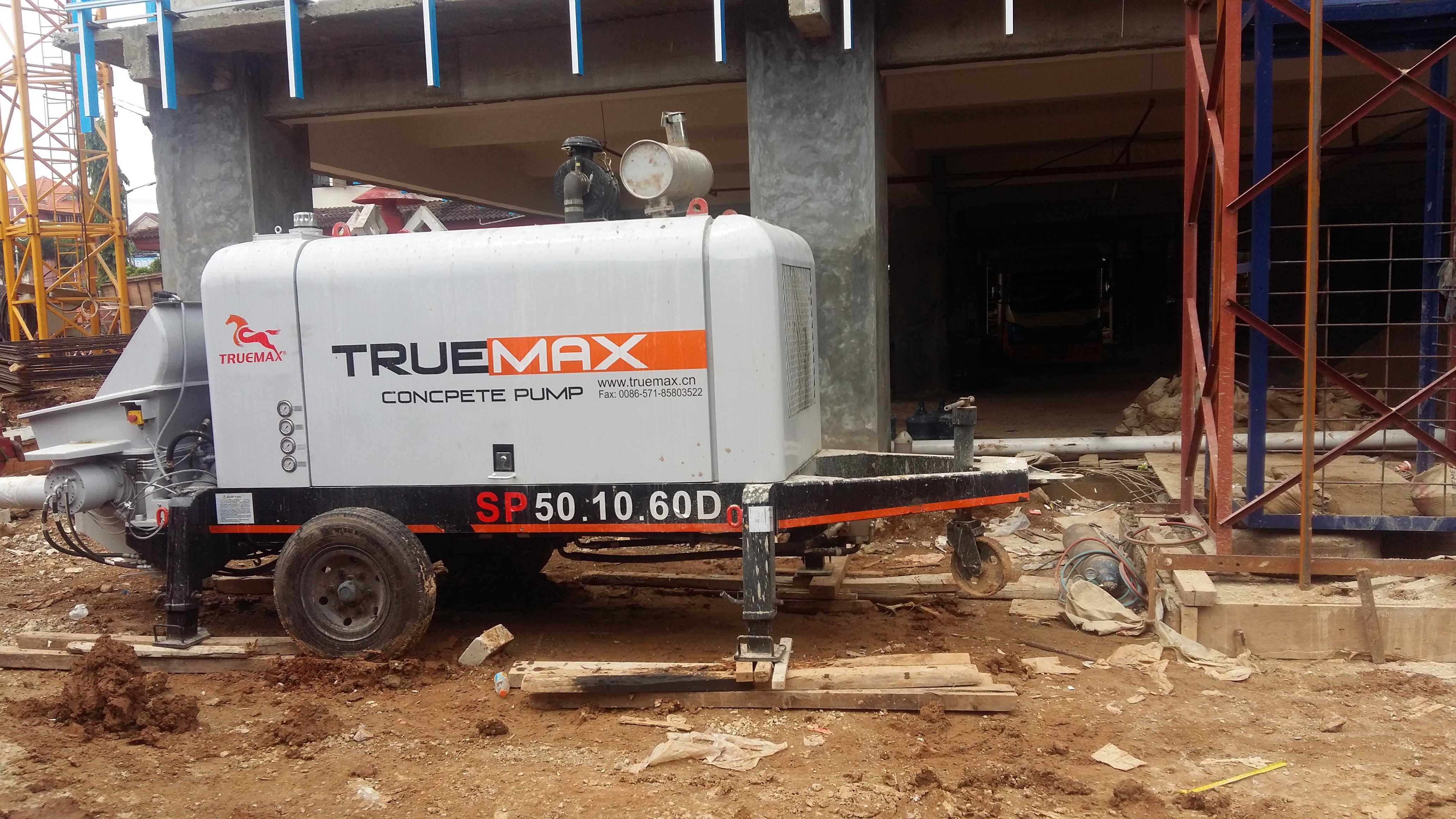 混凝土拖泵 混凝土拖泵